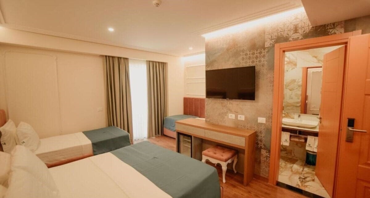 Панорама Hotel Martiness 4*